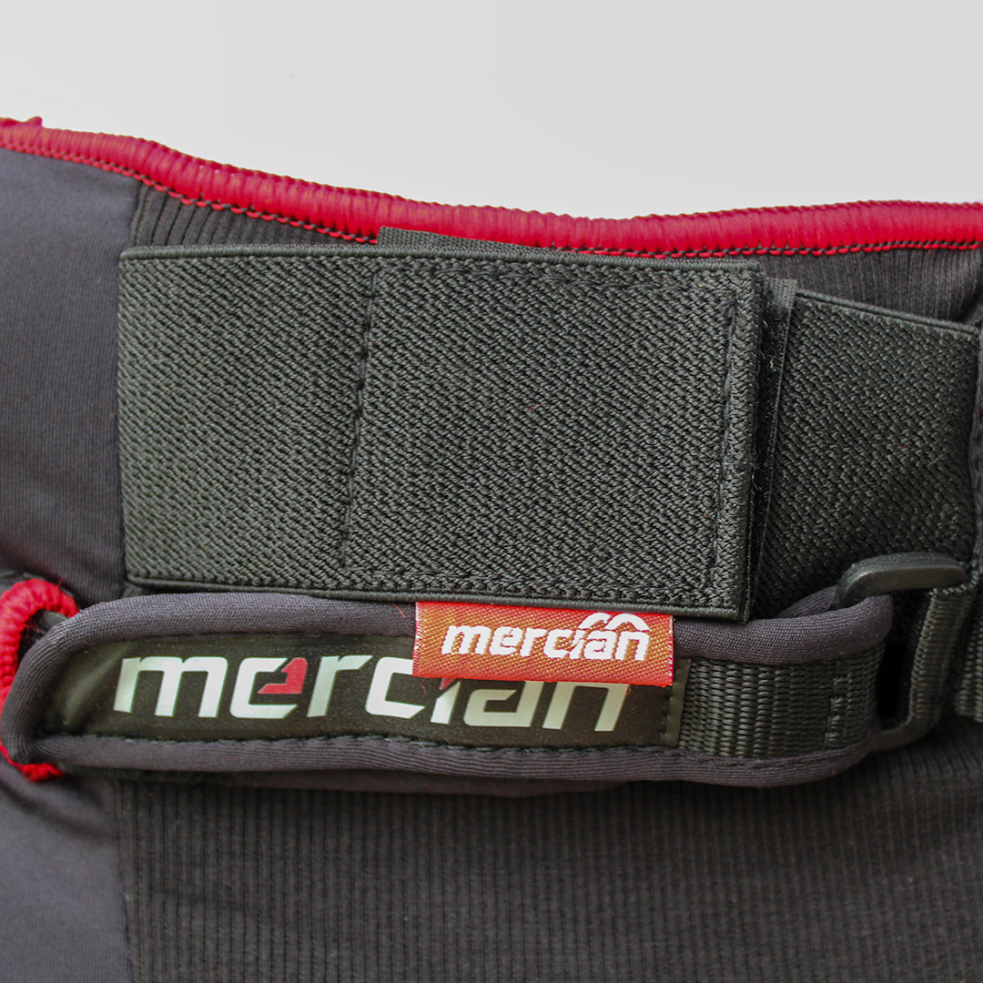 Mercian Genesis 2 field hockey shorts belt